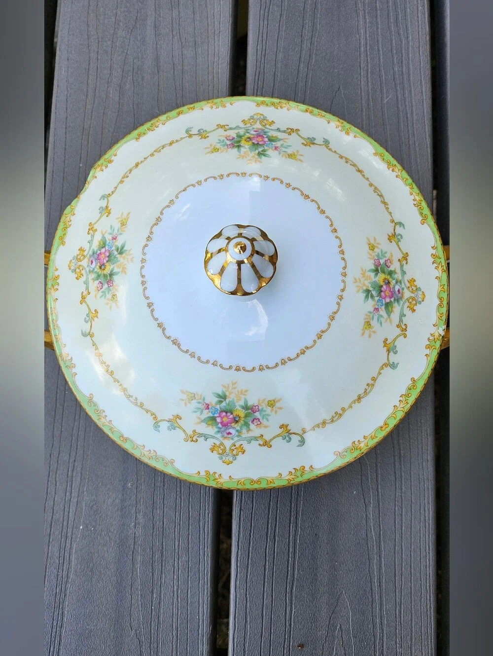 Noritake Antique Noritake porcelain covered vegetable bowl (Lidded Tureen)